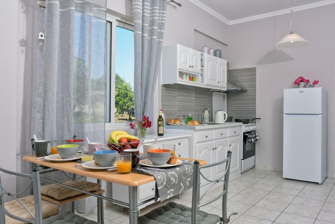Fiona'S Apartment Virós Екстериор снимка